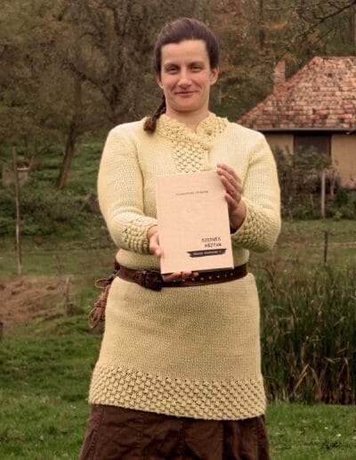 Felkészülés a tudatos építkezés jegyében a felújítóknak íródott gyakorlatias szakkönyvből. Hatékonyság, alapismeretek.