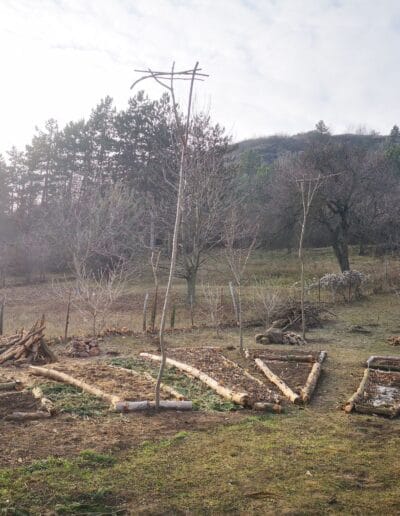 Az élővilágot gazdagítva, adjuk hozzá a saját értékünket a tájhoz, ahol élünk! Kertművelés organikusan és holisztikusan.