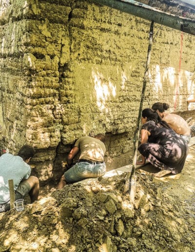 Önellátva, árammentesen, lóval közlekedve, hasonló körülmények között éltem, mint azok, akik ezeket a házakat tervezték.