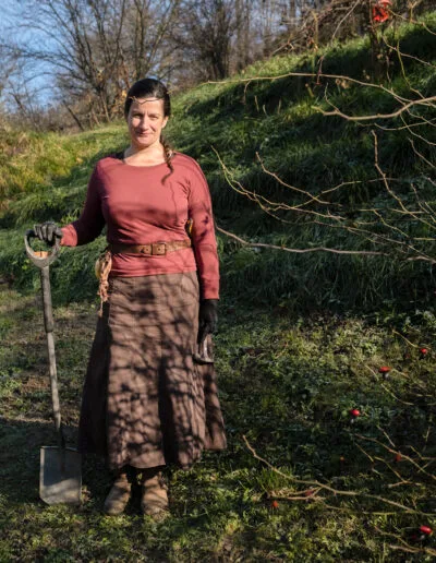 Azt már fiatalon felfedeztem, hogy ami engem érdekel, azt nem tanítják sehol komplexen, így a magam "tanmenetét” követtem.